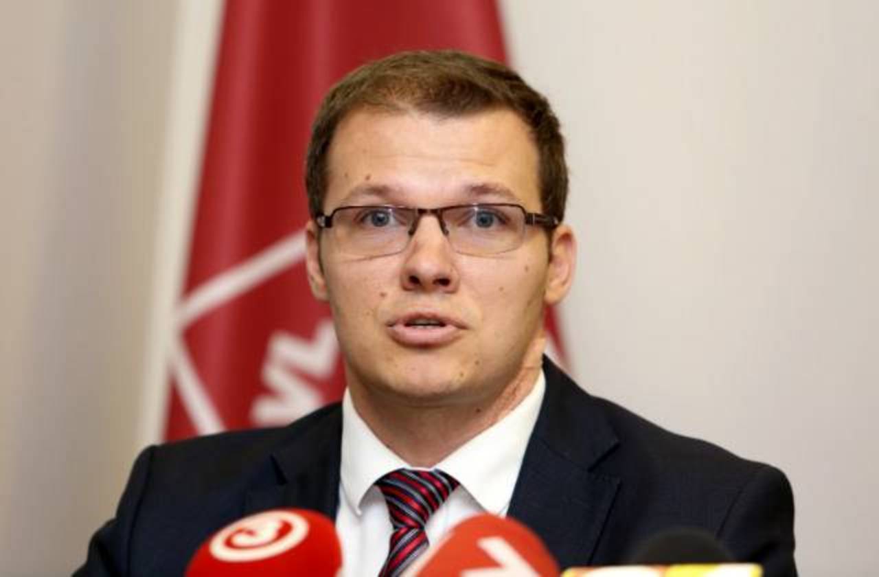 Райвис Дзинтарс