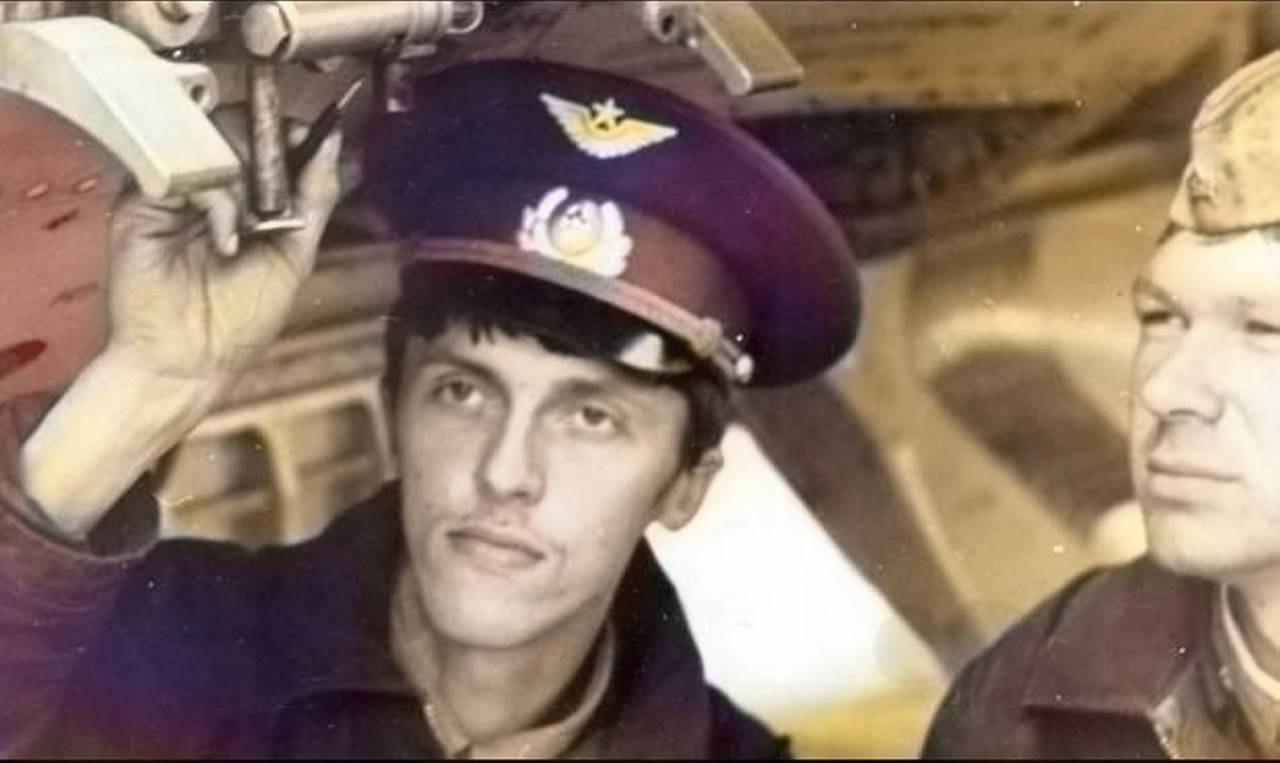 Фото и комментарии к ним: Петр Евсеев.