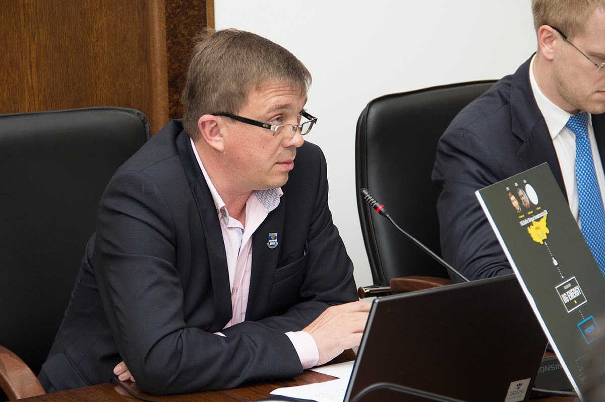Валерий Кононов