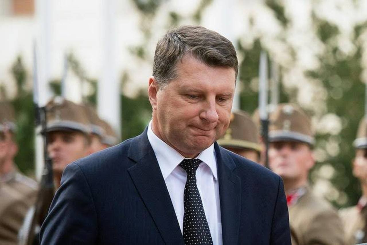 Раймондс Вейонис