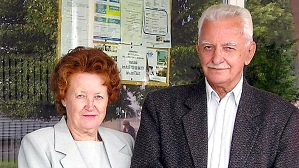 Аркадий и Таисия Курмелёвы, их общий педагогический стаж - почти 100 лет