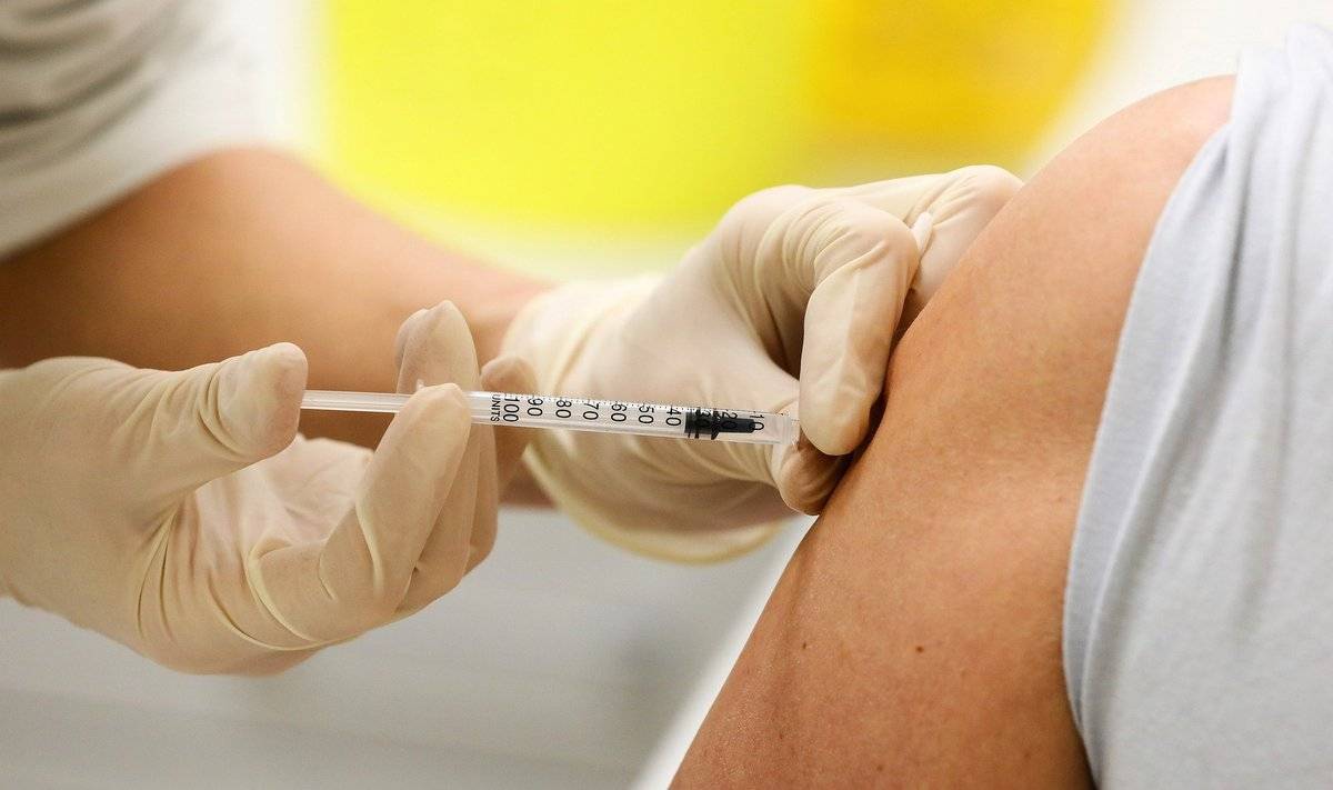 «Прививок много не бывает»: житель Германии вакцинировался от ковида 217 раз за 2,5 года