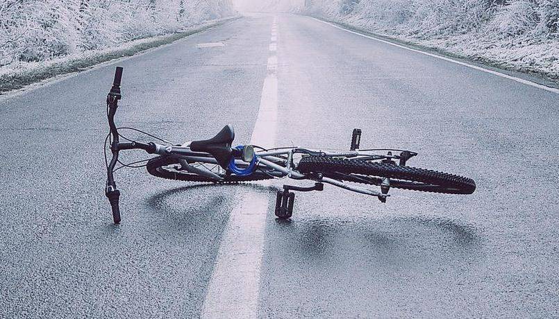 В Краславском крае водитель BMW насмерть сбил велосипедиста