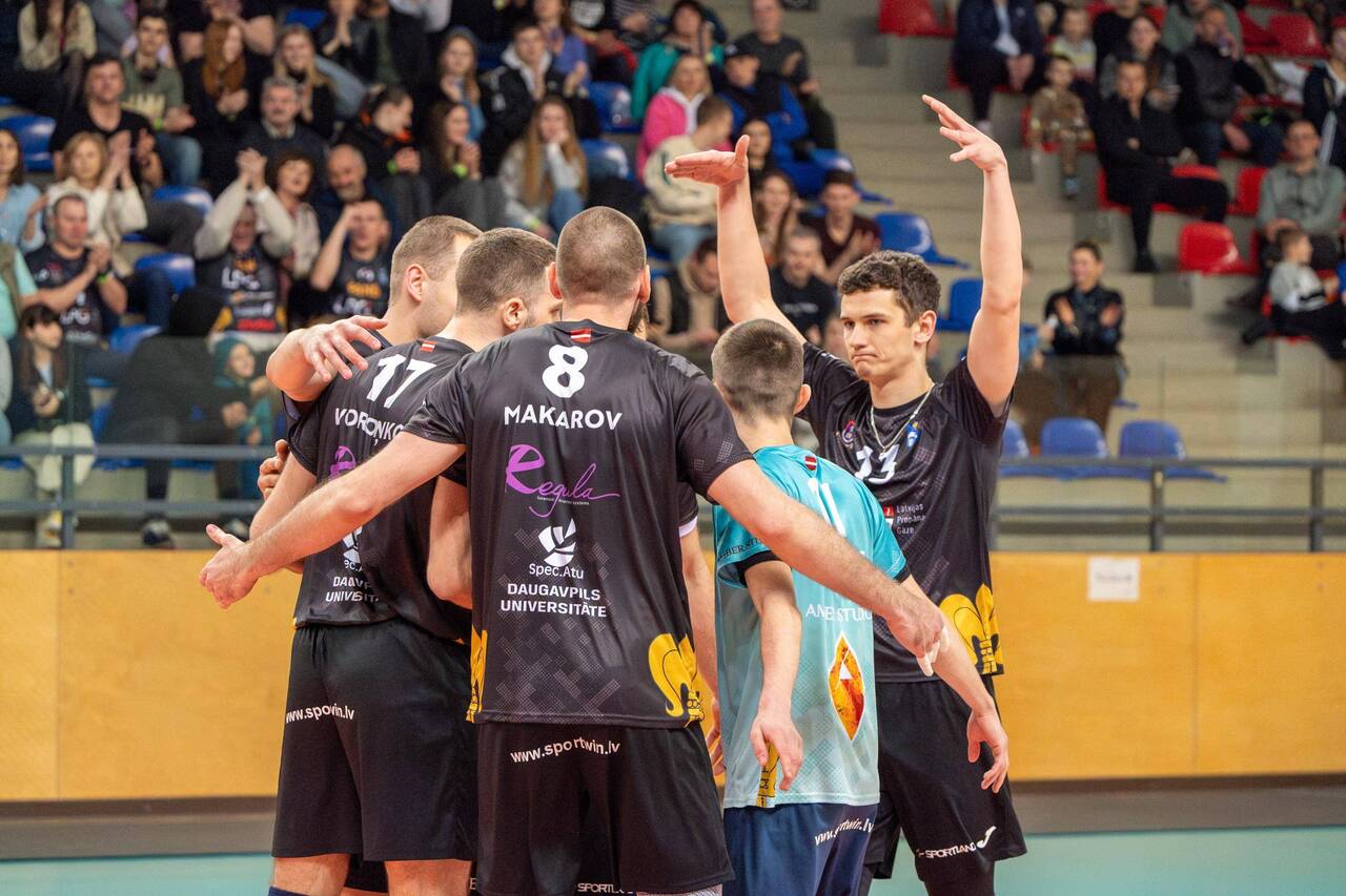 Команда Ezerzeme/DU стала серебряным призером чемпионата Латвии по волейболу