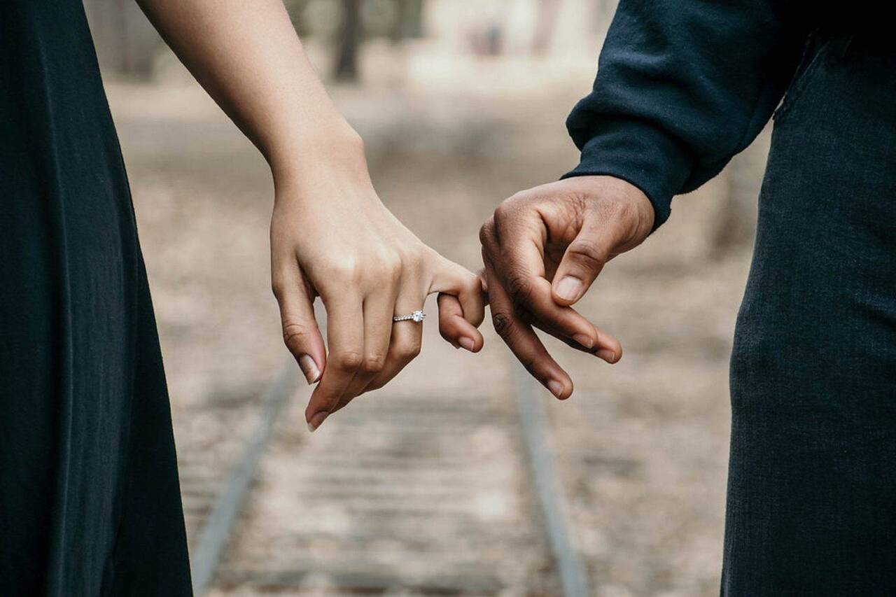 В Латвии стали реже заключать браки