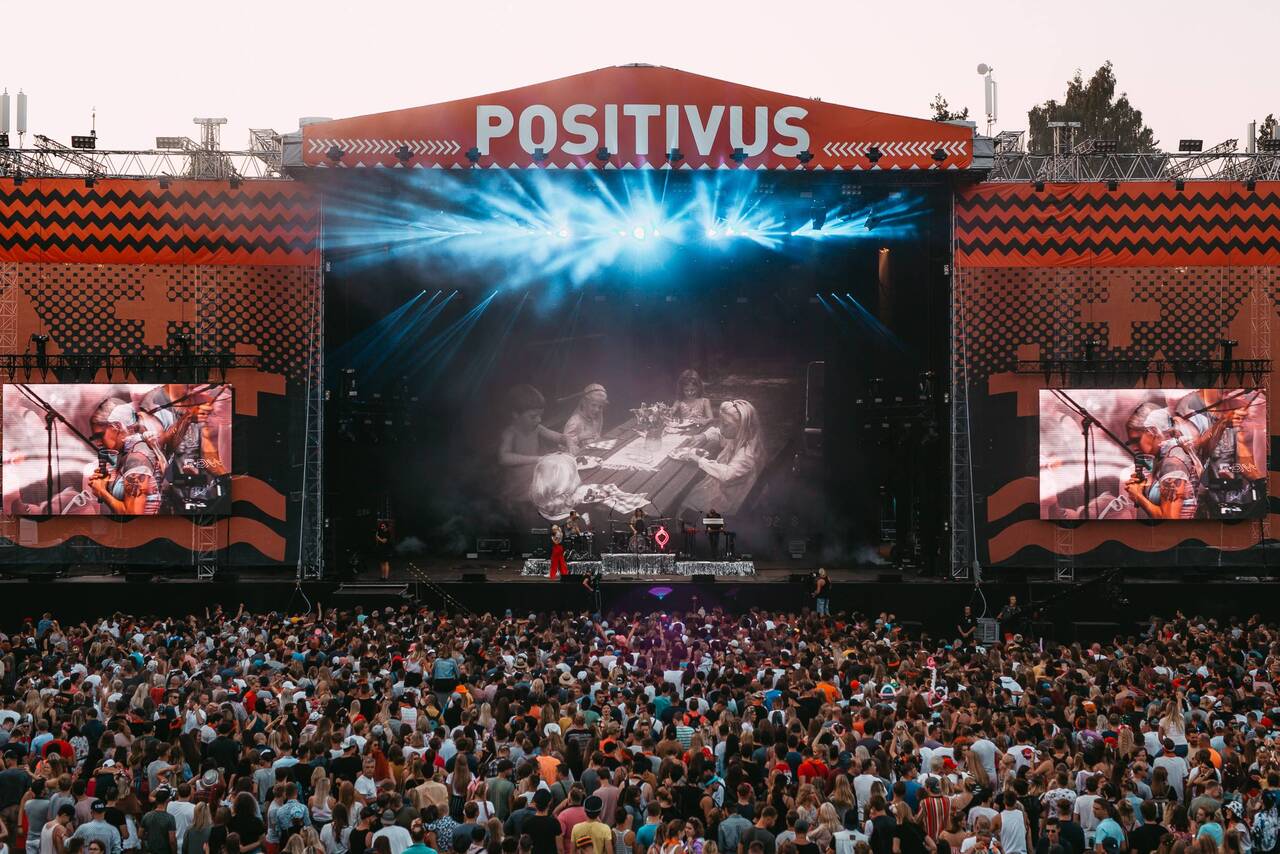 СМИ: почему Рига финансирует фестиваль Positivus?