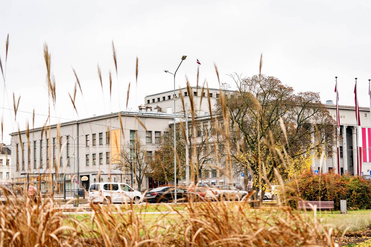 Пятница, 7 ноября: днём до +11 °C, облачно с прояснениями, без осадков