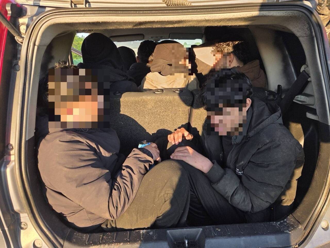 В Латгалии вновь задержали перевозчиков нелегальных мигрантов