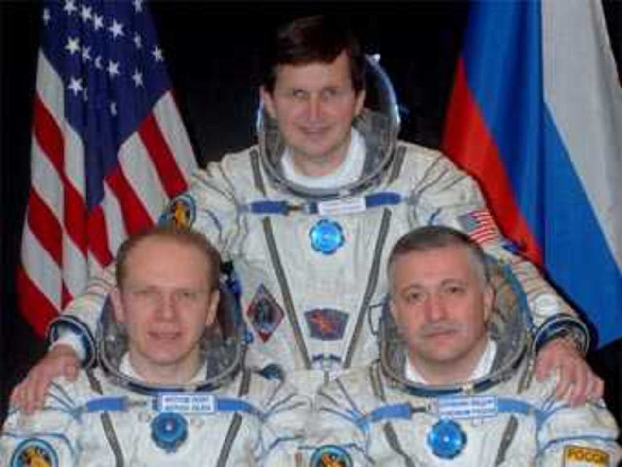 15-й экипаж МКС: Олег Котов, Чарльз Симони и Федор Юрчихин. Фото с сайта сharlesinspace.com