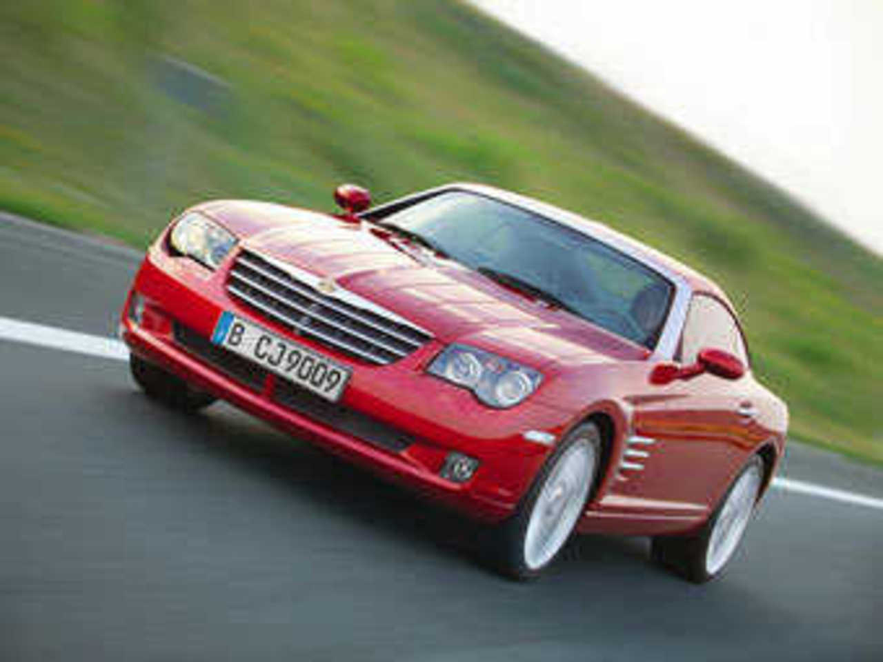 Chrysler Crossfire. Фото Chrysler