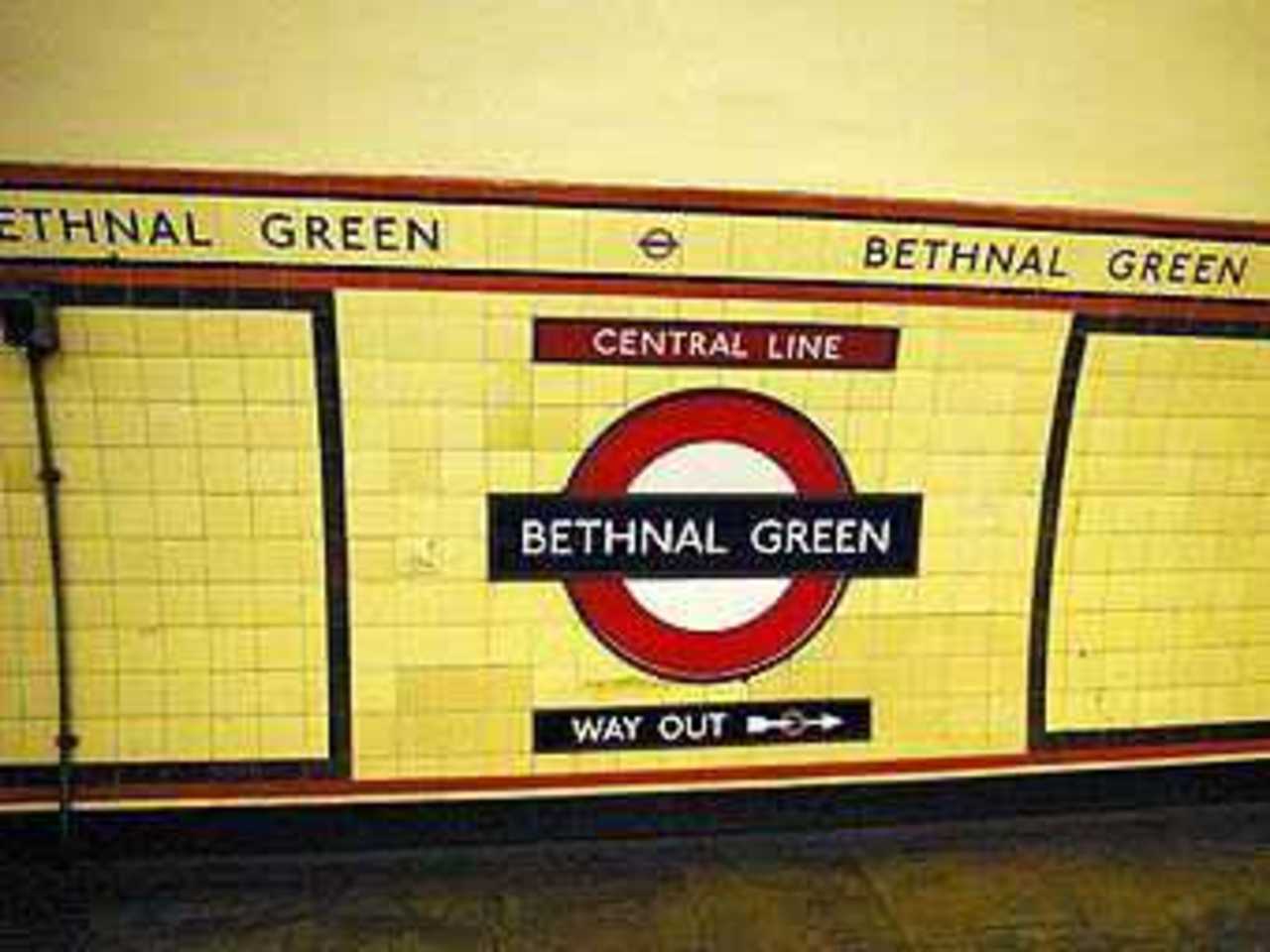 Станция Bethnal Green. Фото с сайта cowfish.org.uk