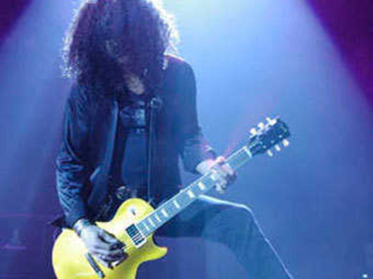 Слэш, фото с сайта gibson.com