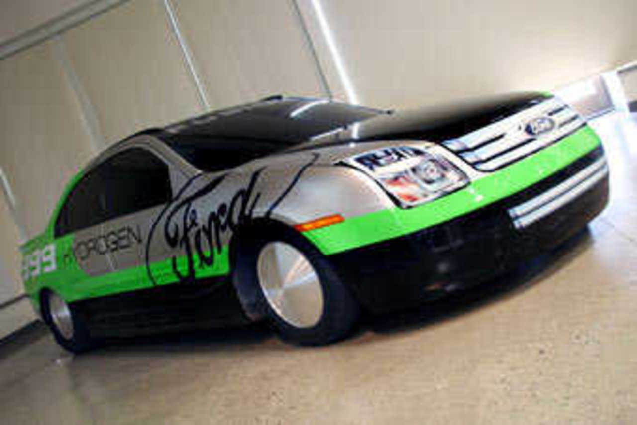 Fusion Hydrogen 999. Фото Ford
