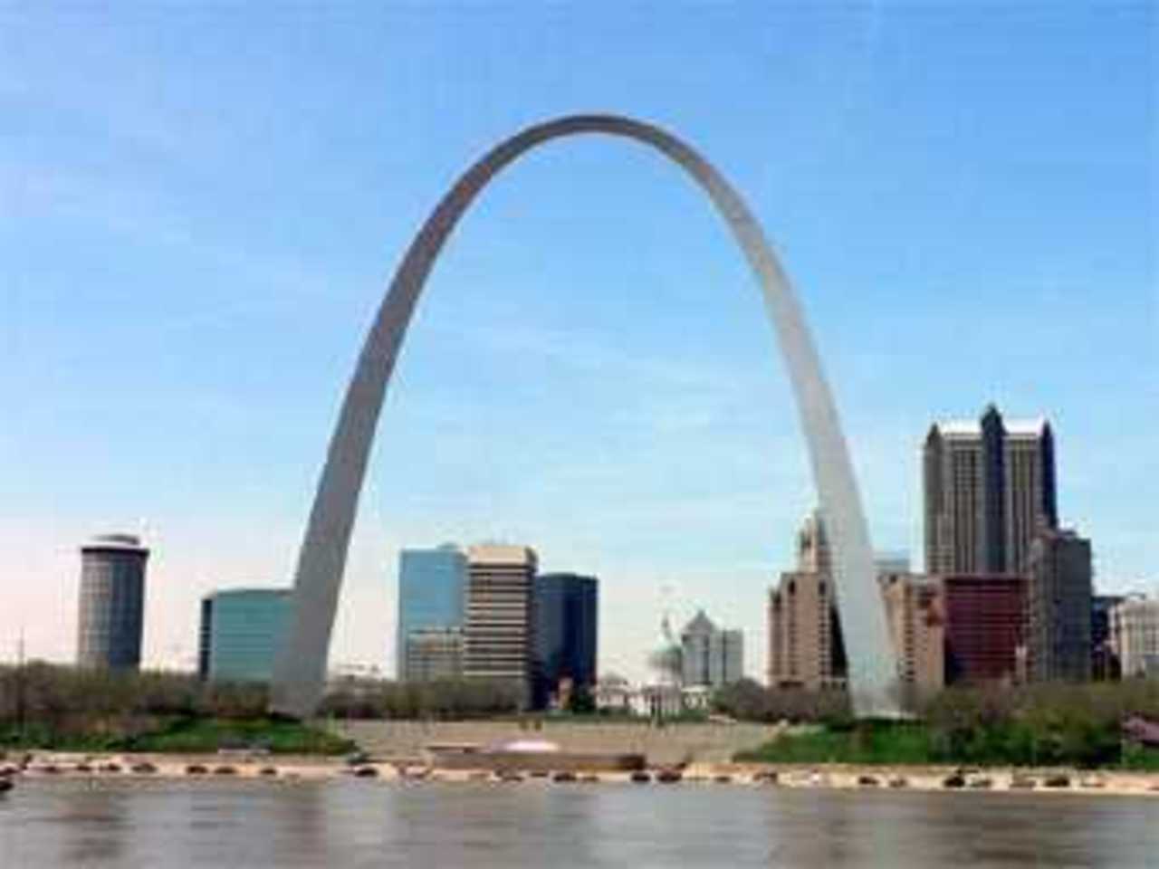 Gateway Arch. Фото с сайта wikipedia.org.