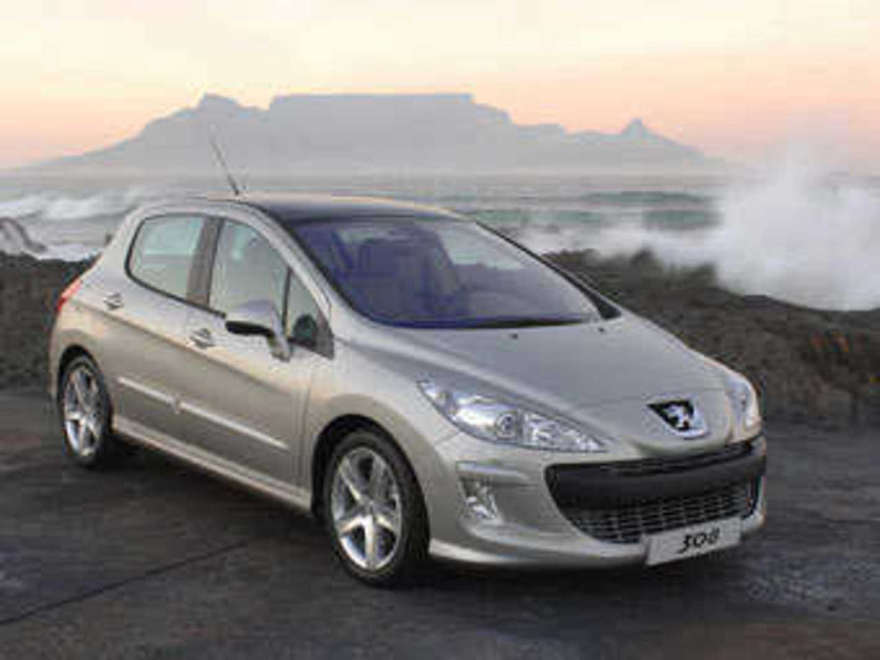 Peugeot 308. Фото Peugeot