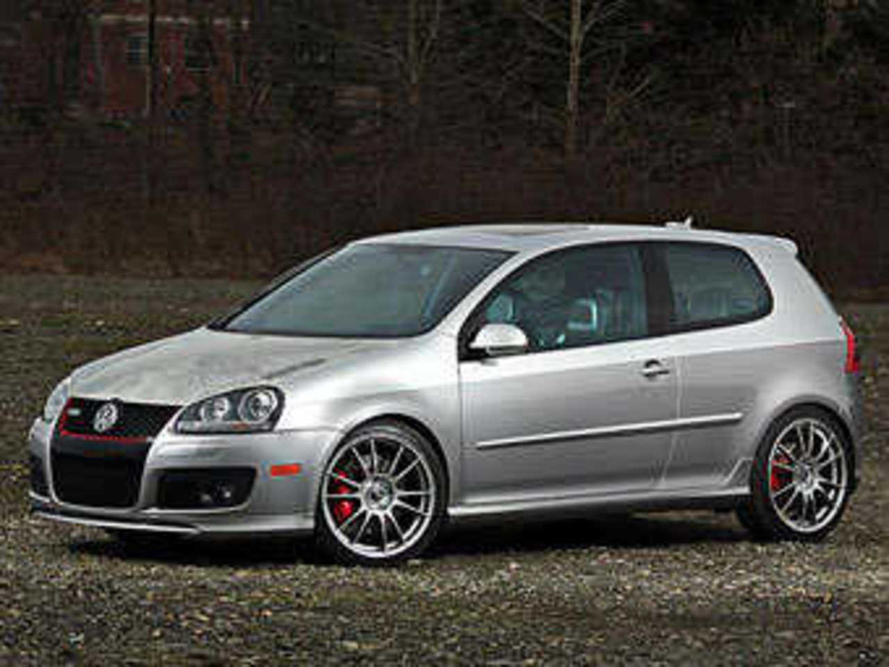 Volkswagen Golf Project GTI. Фото H&R