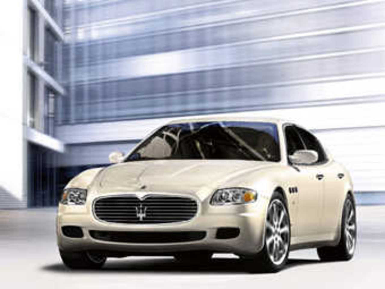 Maserati Quattroporte. Фото Maserati