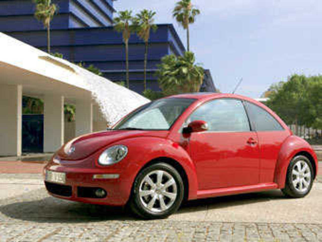 Volkswagen New Beetle. Фото Volkswagen