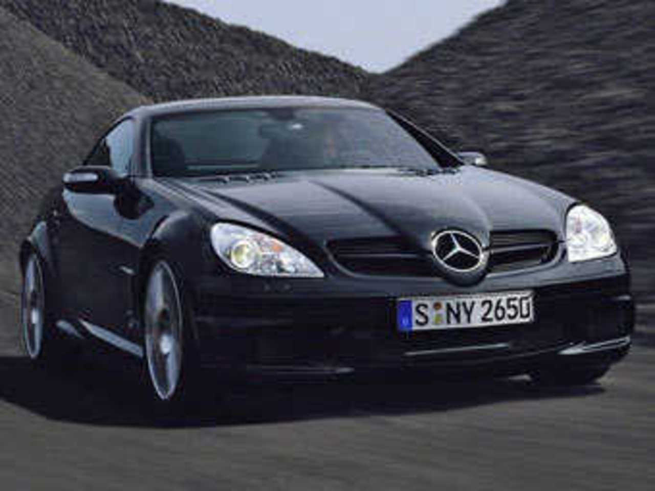 Mercedes-Benz SLK 55 AMG Black Series Фото AMG
