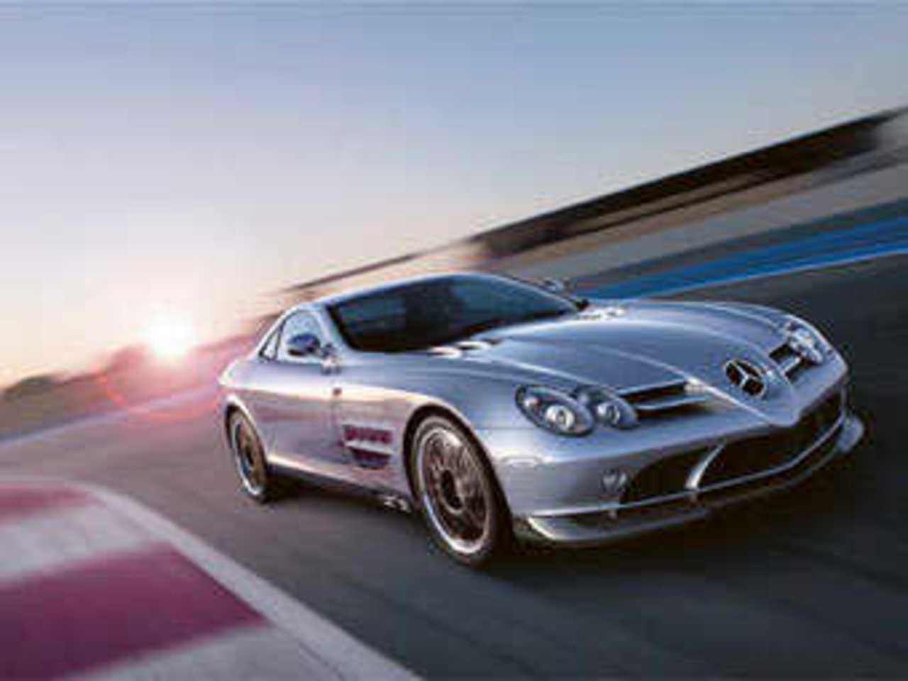 Mercedes-Benz SLR McLaren 722. Фото Mercedes-Benz