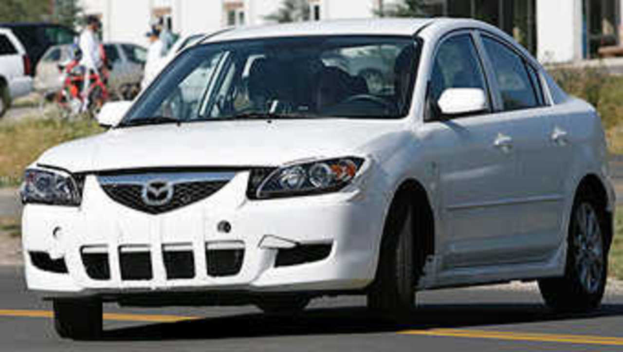 Тестовый прототип Mazda3. Фото Brenda Priddy & Company