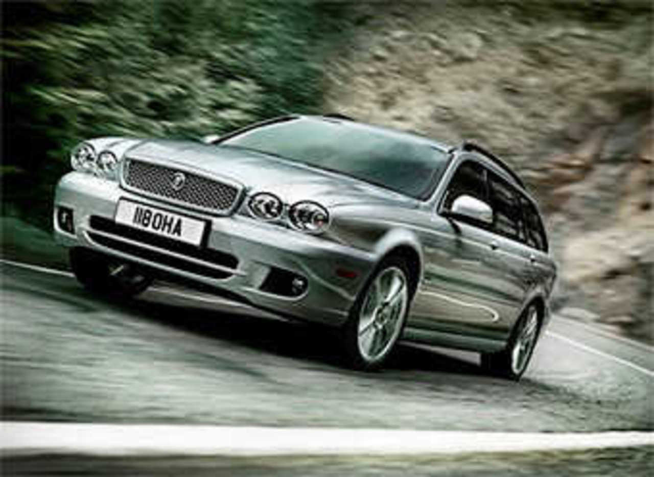 Jaguar X-Type. Фото Jaguar