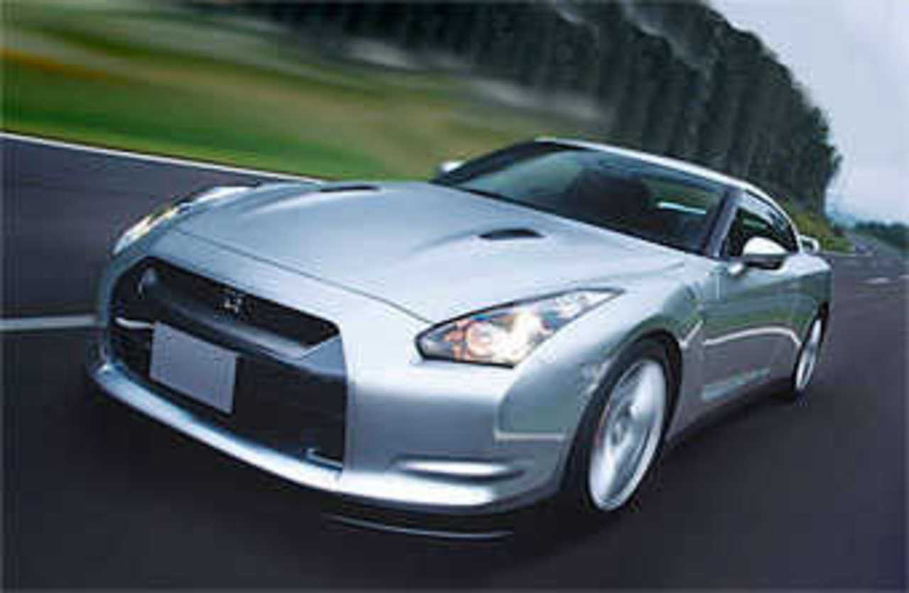 Nissan GT-R. Фото Motor Trend