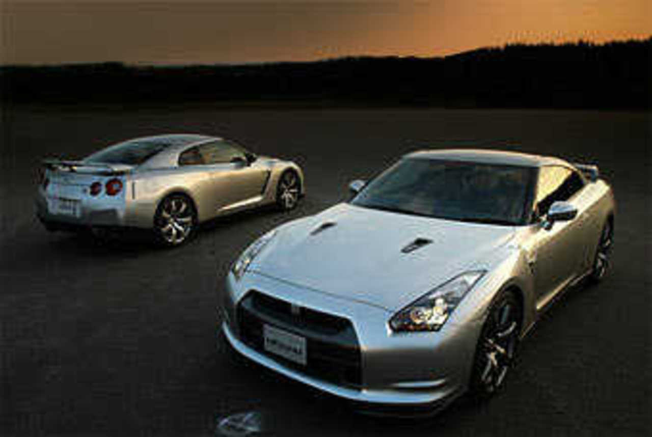 Nissan GT-R. Фото Nissan