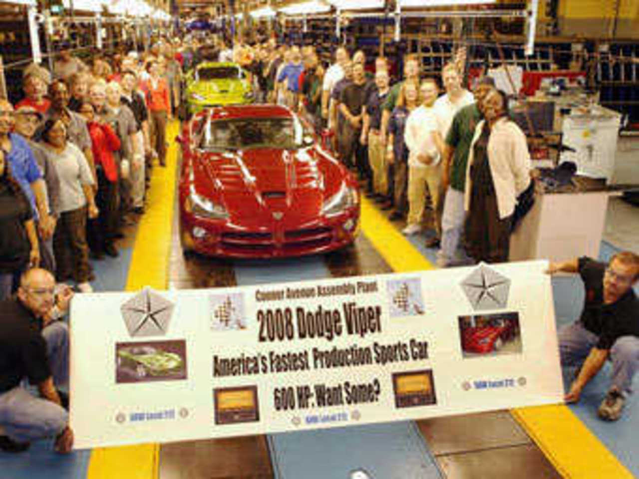 Dodge Viper SRT-10. Фото Dodge