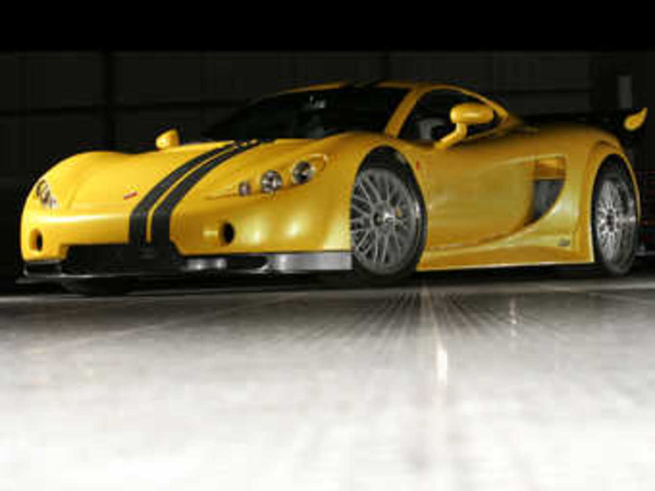 Ascari A10. Фото Ascari