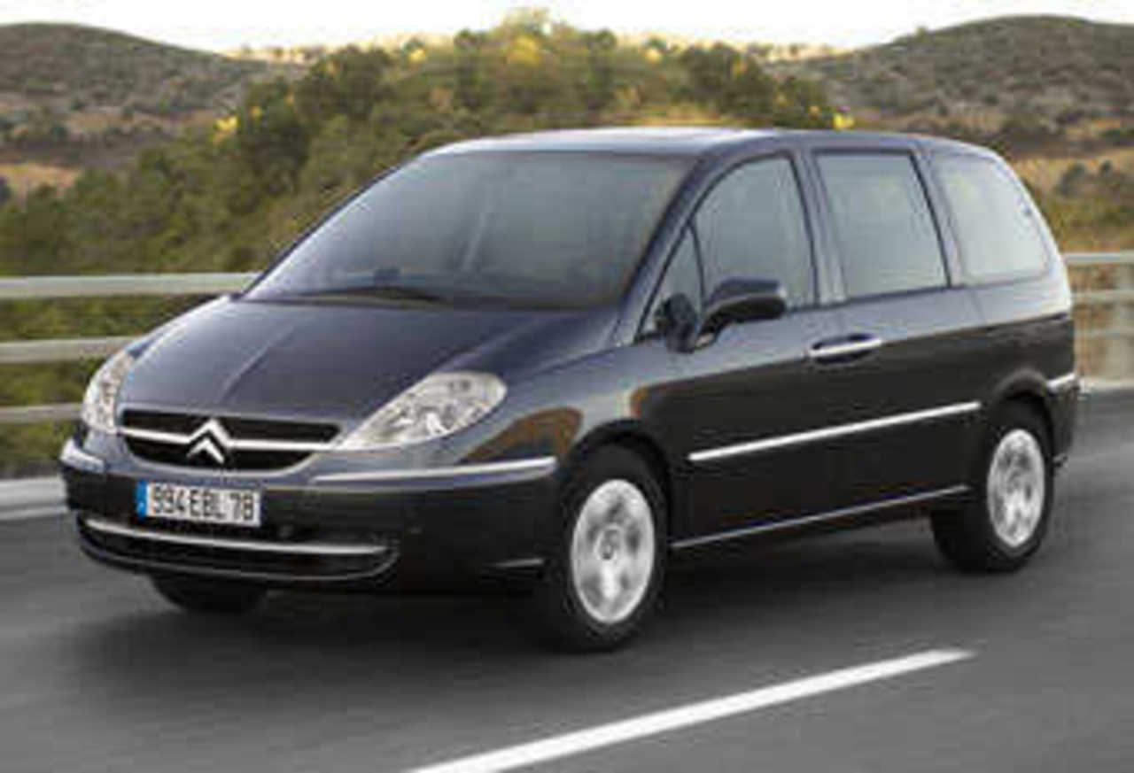 Citroen C8. Фото Citroen