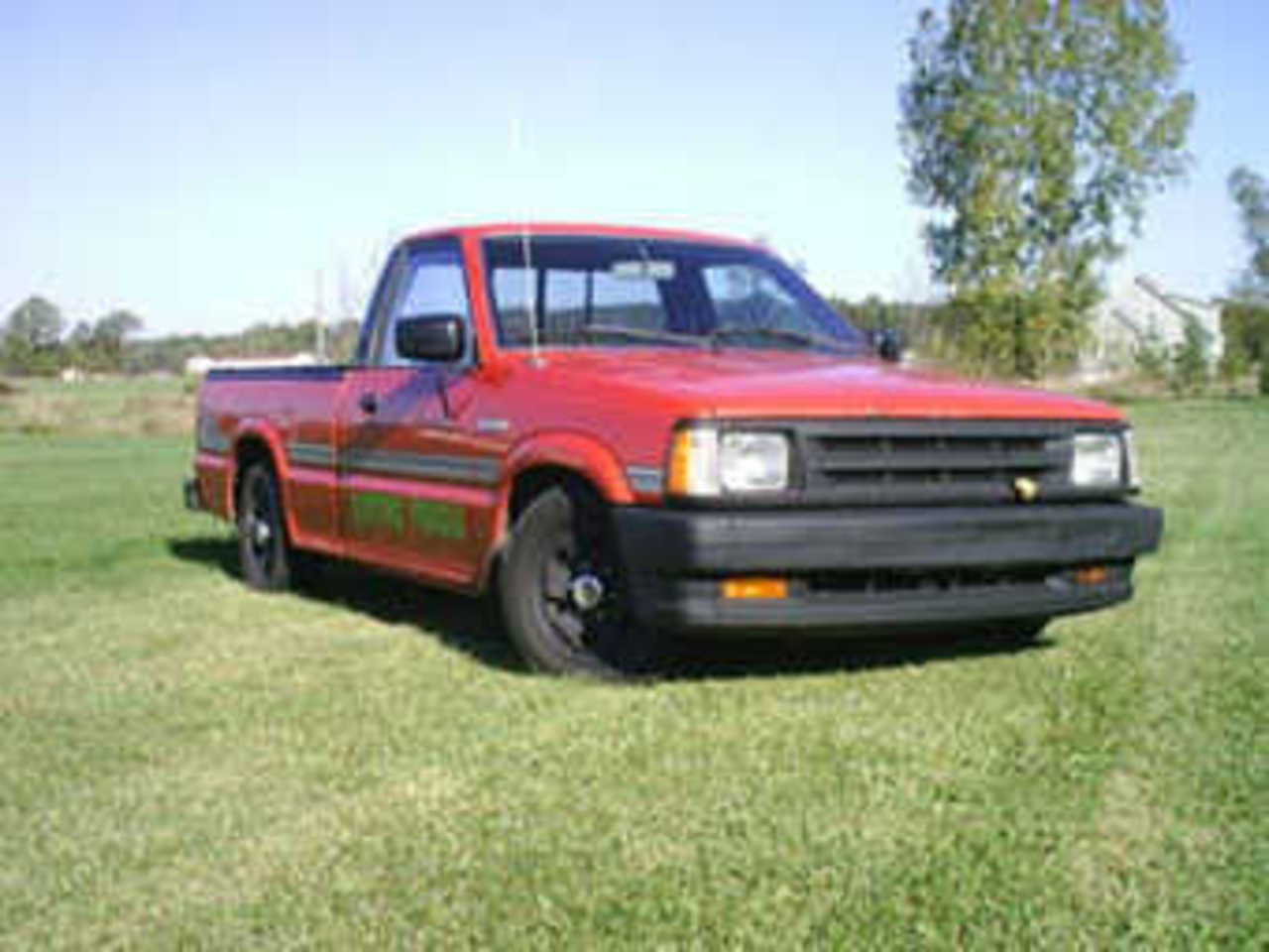 Электрокар Mazda B2200. Фото с сайта greenflightev.blogspot.com