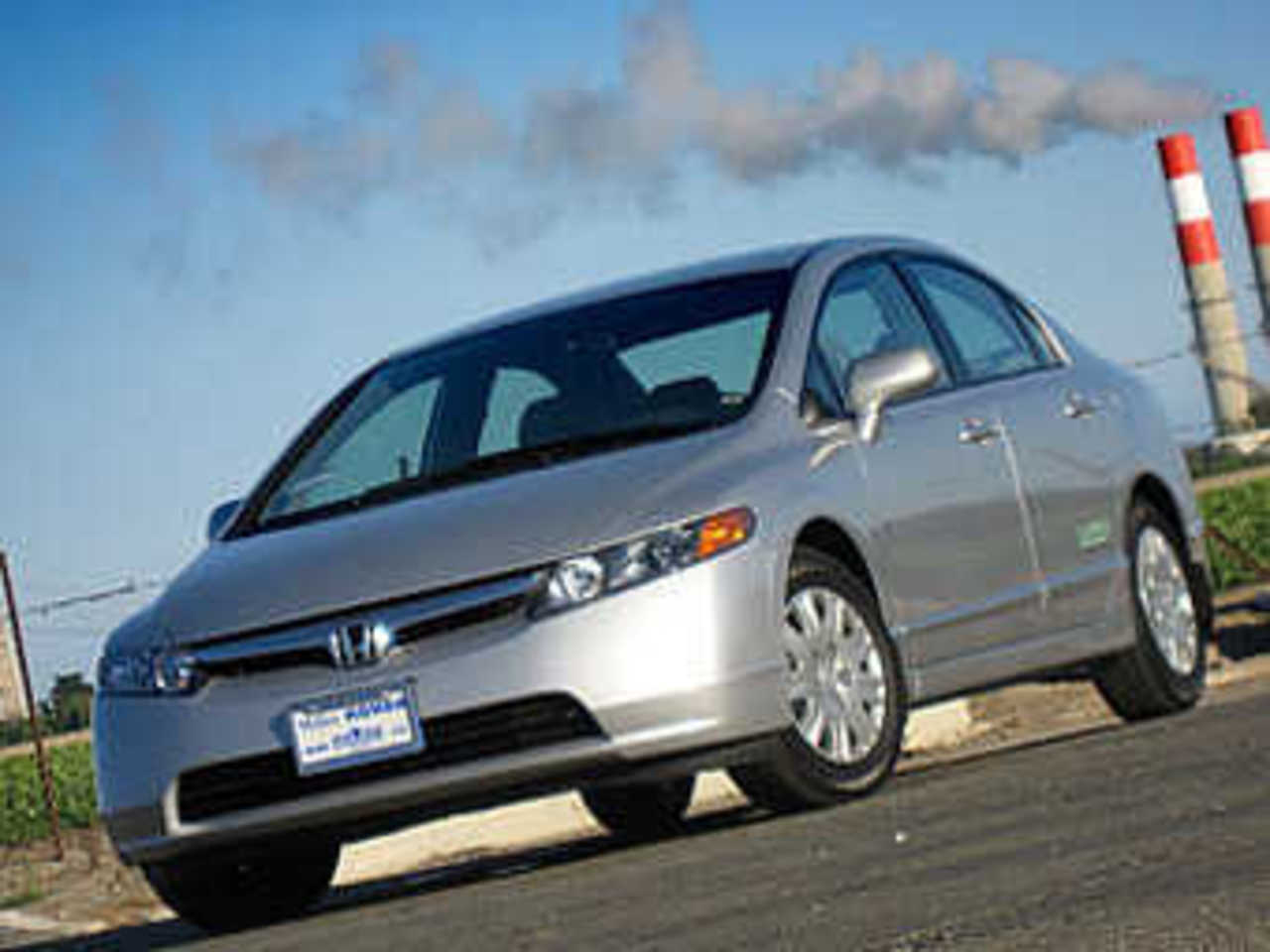 Honda Civic GX. Фото edmunds.com