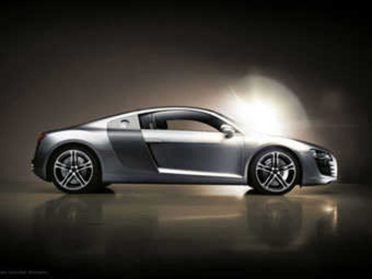 Audi R8. Фото Audi