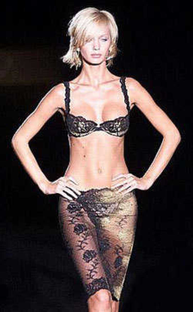 Татьяна Корсакова | Fashionmodeldirectory.com