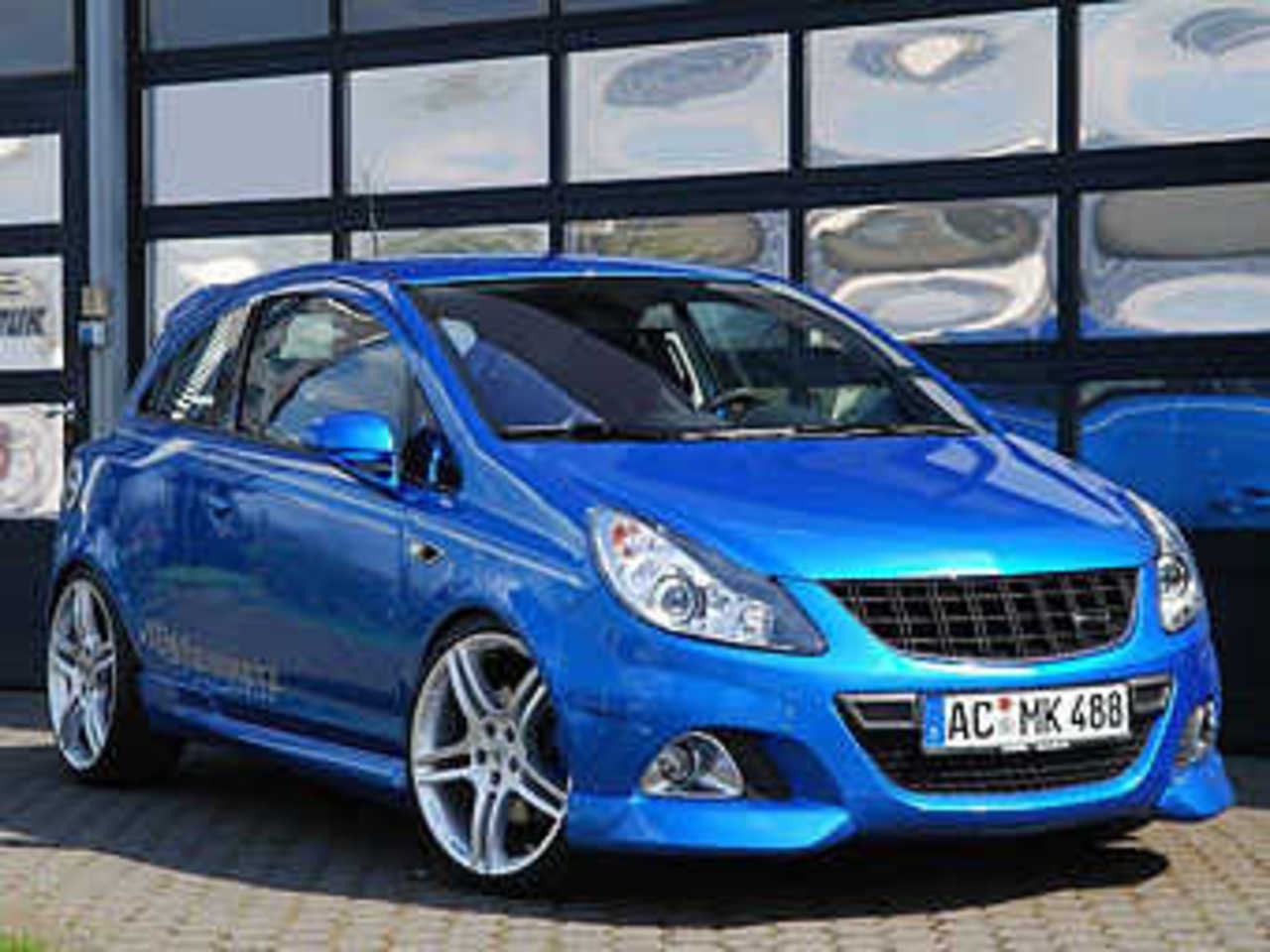 Opel Corsa OPC Steinmetz. Фото компании Steinmetz