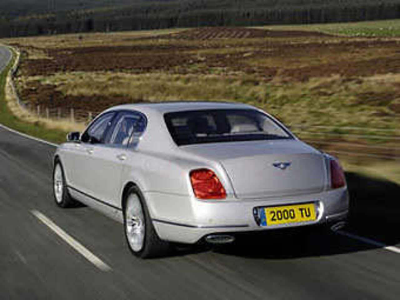 Bentley Continental Flying Spur. Фото Bentley
