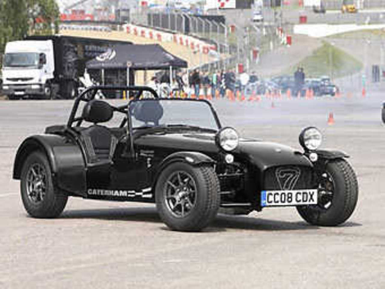 Caterham Seven CDX. Фото с сайта pistonheads.com