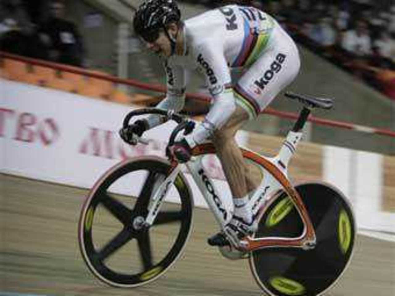 Тео Бос на велосипеде фирмы Koga Miyata. Фото с сайта oakleybuzz.com