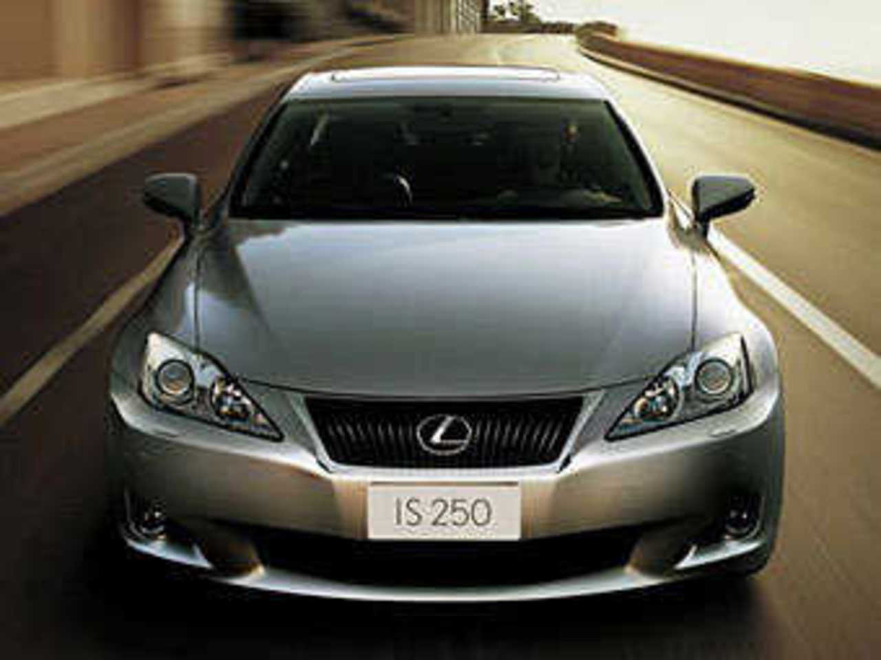 Обновленный Lexus IS. Фото с сайта carscoop.blogspot.com