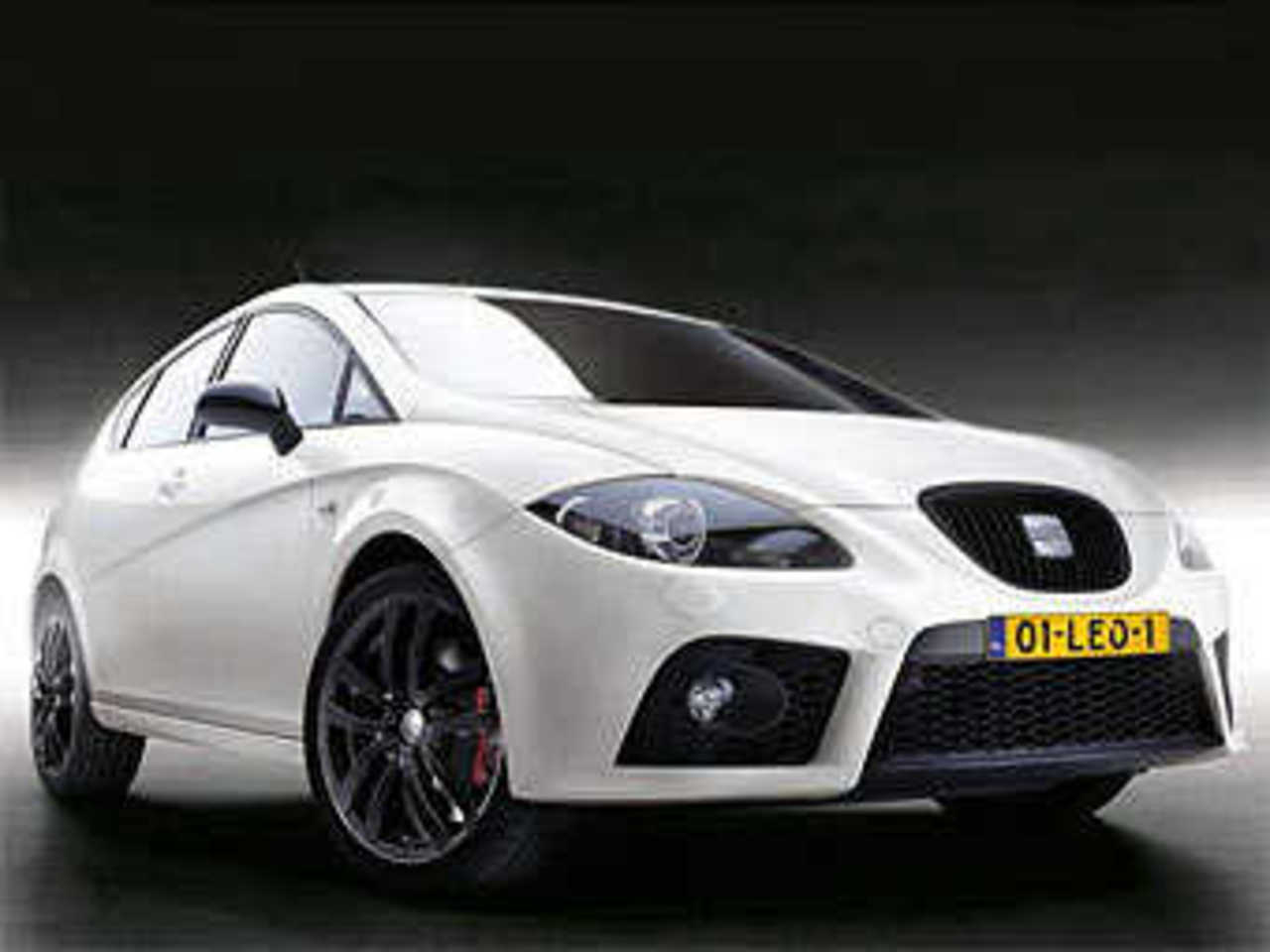 Seat Leon Cupra 310 Limited Edition. Фото Seat