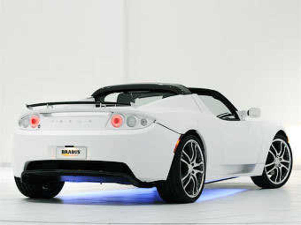 Brabus Tesla Roadster. Фото Brabus