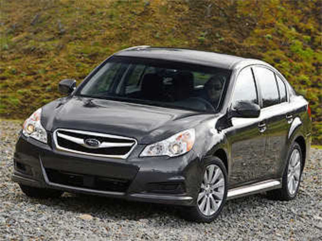 Subaru Legacy. Фото Subaru