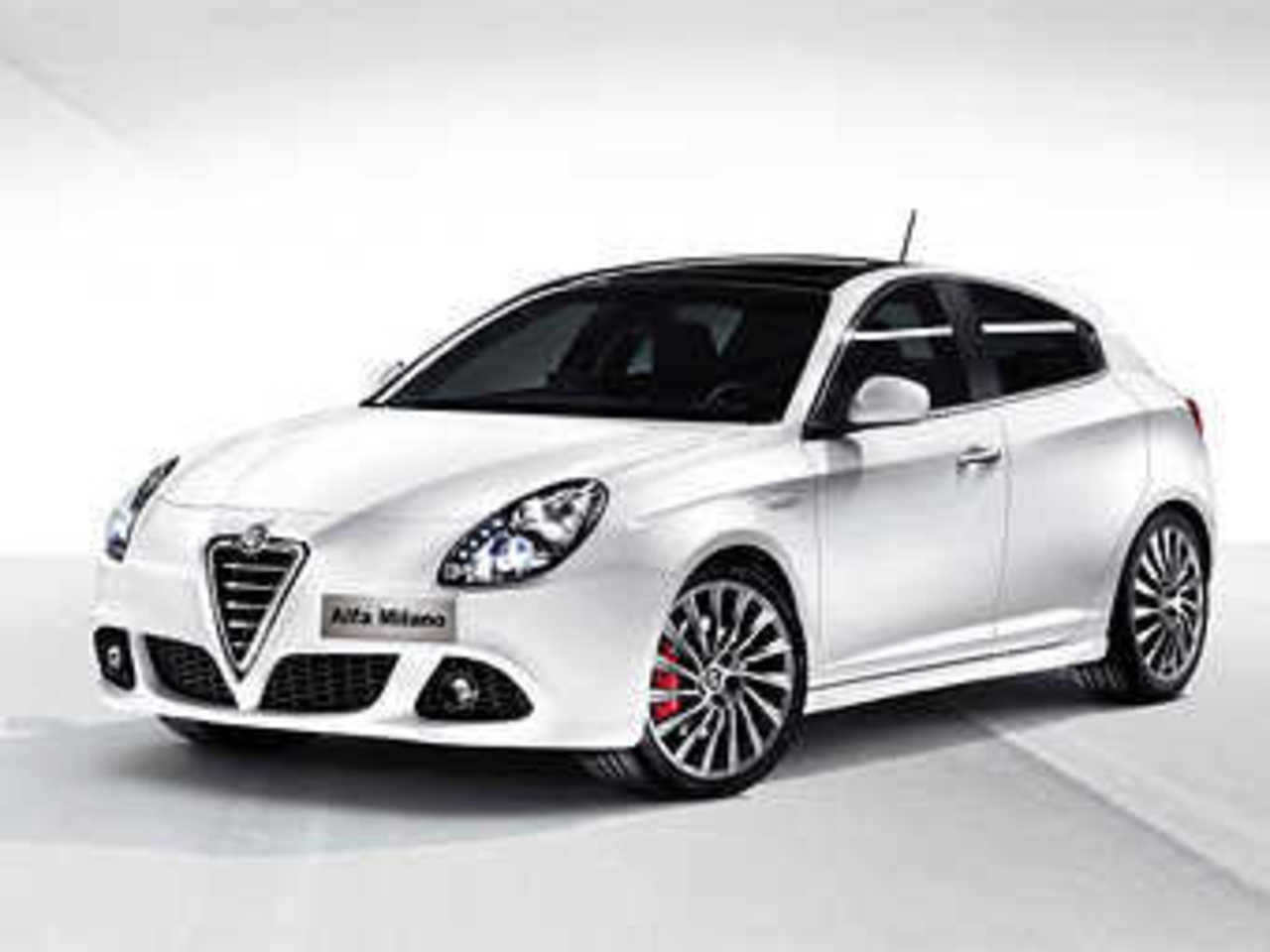 Alfa Romeo Giulietta. Фото с сайта carscoop.blogspot.com