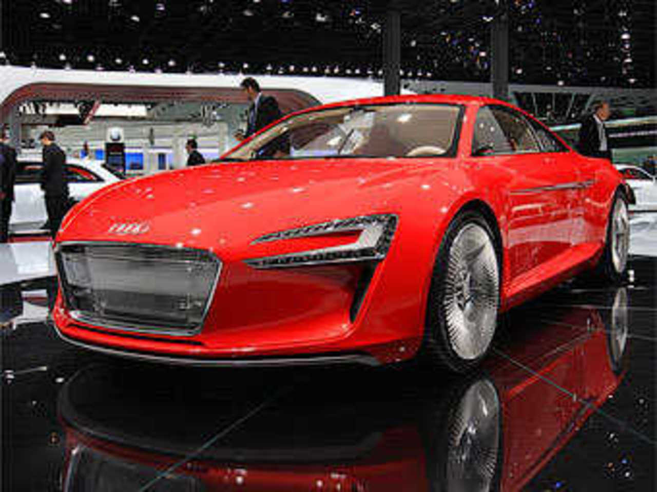 Audi e-tron. Фото Ленты.ру