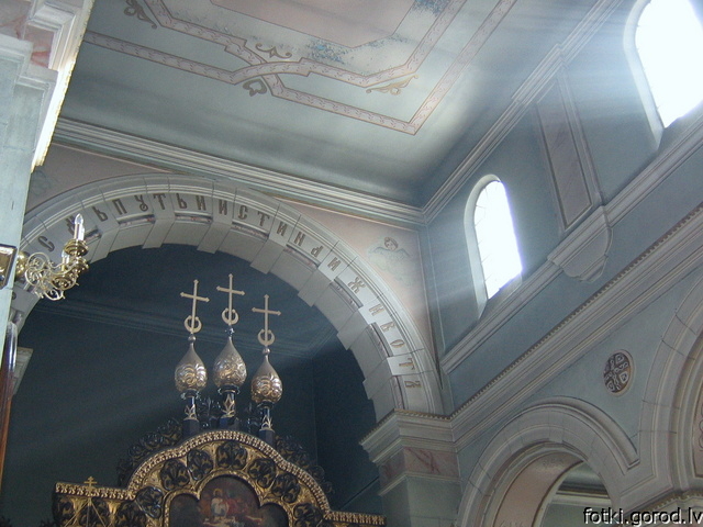 Алтарь в Борисоглебском соборе