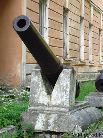 Даугавпилсская крепость, пушка