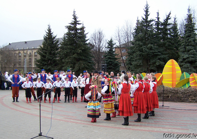 Пасха 2007, праздник на площади