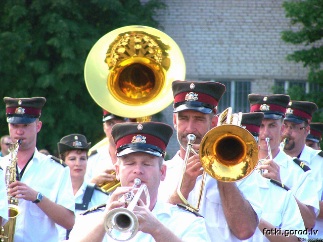 Военные оркестры на плацу Крепости (День города 2007)
