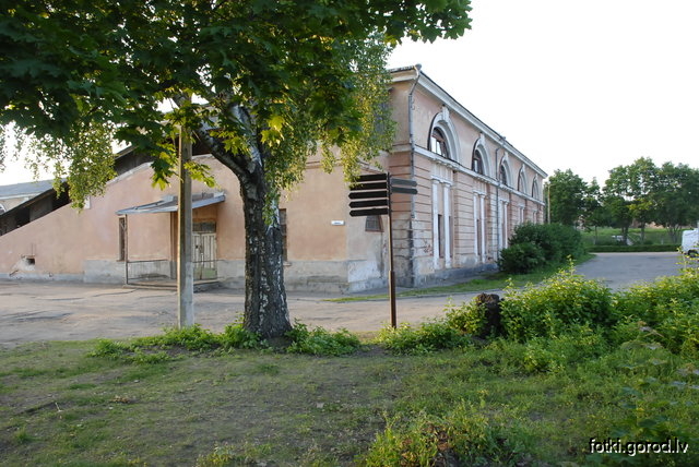 Крепость (2010)